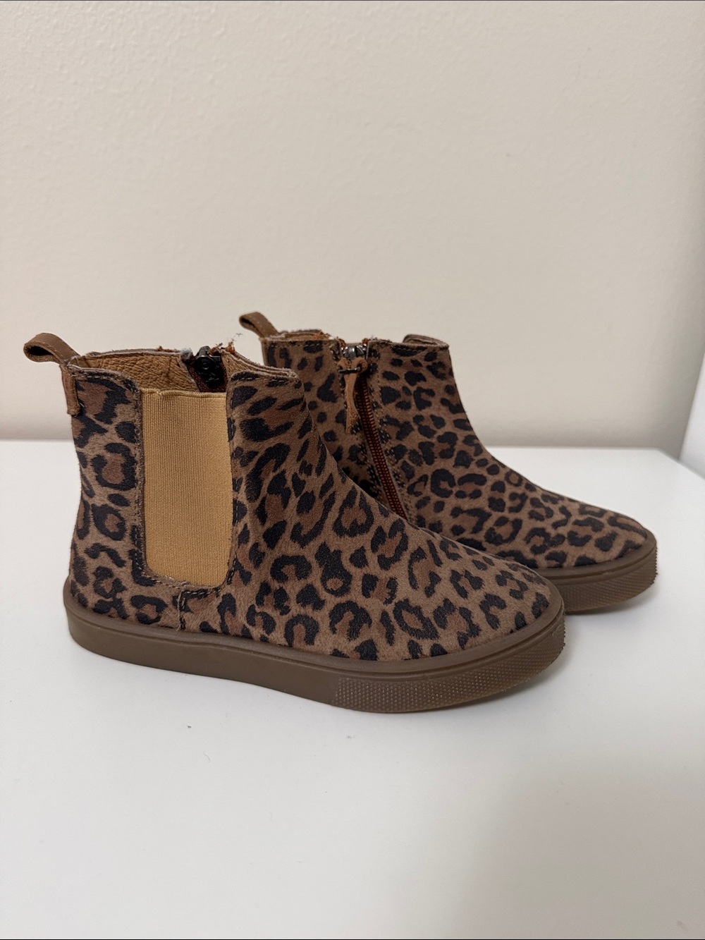 Freshly Picked•Leopard Print Chelsea Boots•Size 11